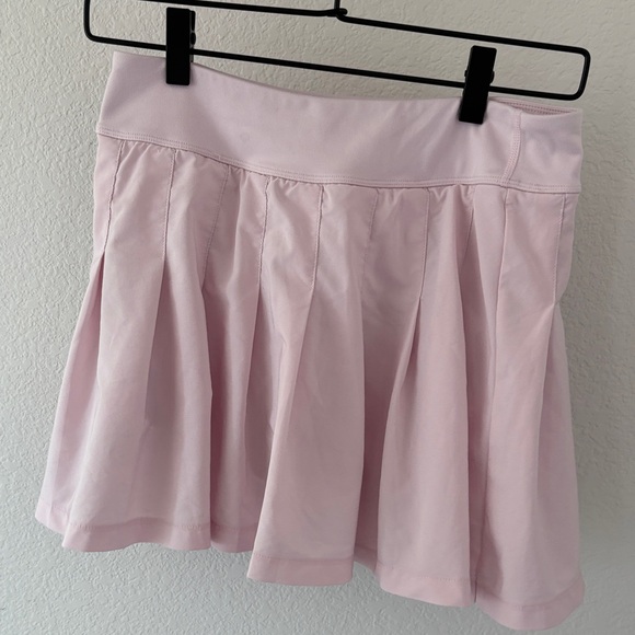 ibody Dresses & Skirts - SMALL WOMENS SKIRT